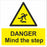 DANGER Mind the step